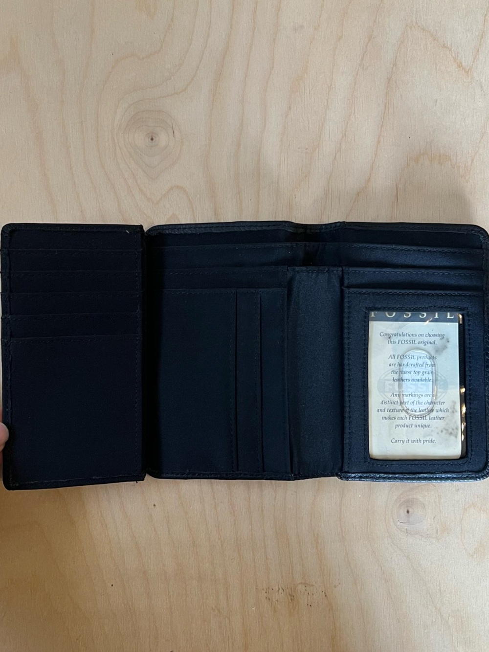 Fossil Classic Black Leather Snap Wallet - Picture 8 of 14